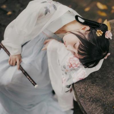 古风女头像真人高冷唯美图片
