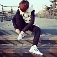 网图头像男真人背影