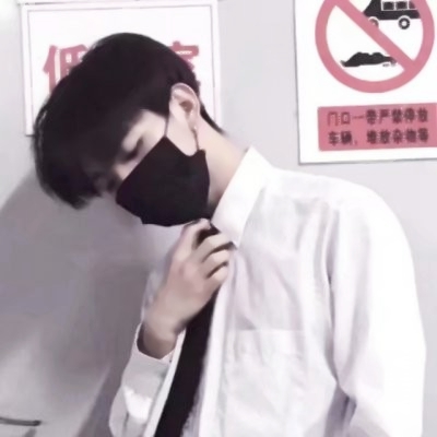 真人网图头像男伤感帅气图片