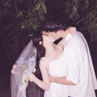 情侣头像婚纱照一对两张浪漫图片
