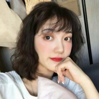 2025年最潮女头图片