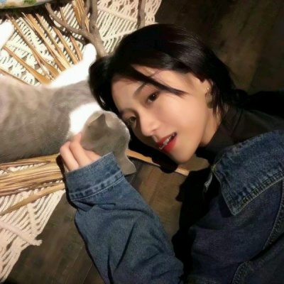 2025年最潮女头图片