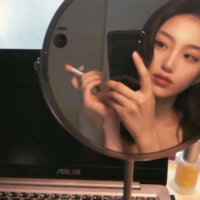 伤感图片高清头像女生