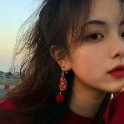 头像女冷漠至极伤感
