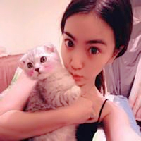qq头像真人男女生抱猫情侣图片