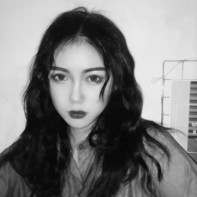女生高清伤感黑白头像图片