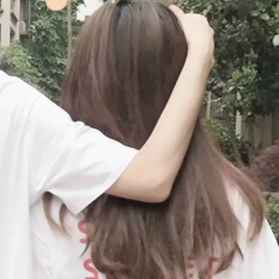 qq情侣头像一男一女两张真人图片
