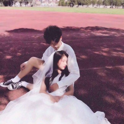 情侣头像婚纱照一对两张浪漫图片