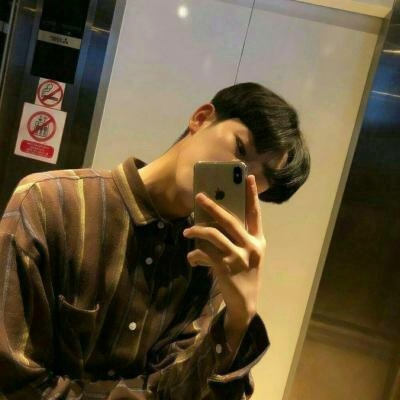 qq基友头像真人两张图片