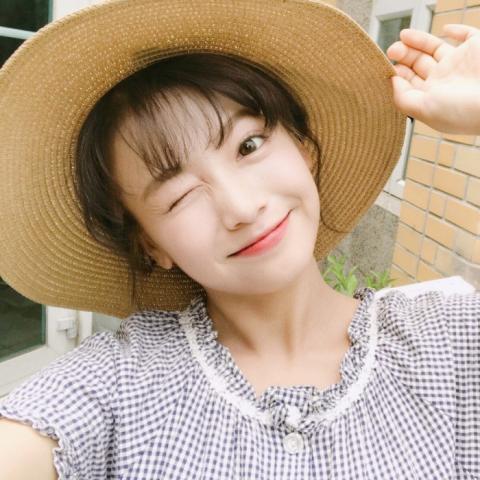 女生头像搞怪可爱呆萌小清新图片