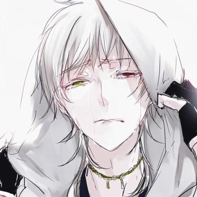男生头像伤心绝望动漫