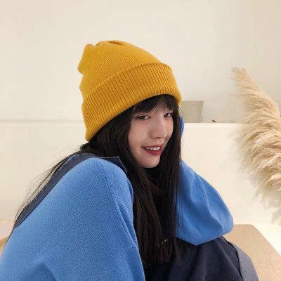 戴帽子女生头像时尚高清图片
