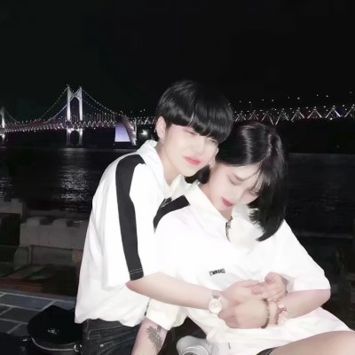 好看简单的情侣头像图片