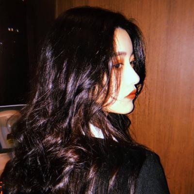 高冷港风头像复古女生冷淡图片