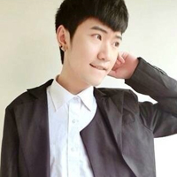 15岁左右男生照片头像真实