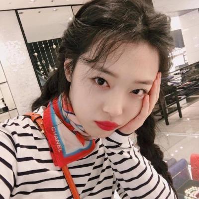 微信头像女可爱萌真人图片