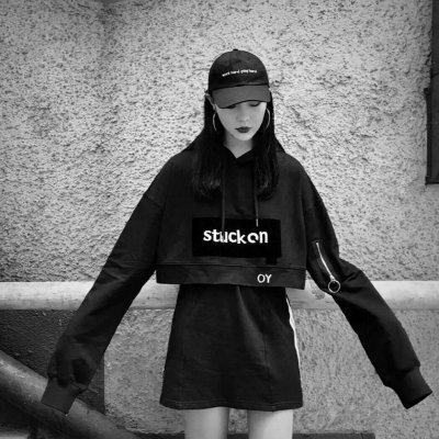 女生头像伤感黑白颓废图片