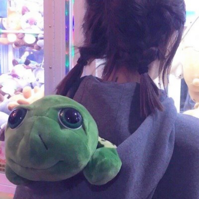 紫色系女生头像真人背景图片