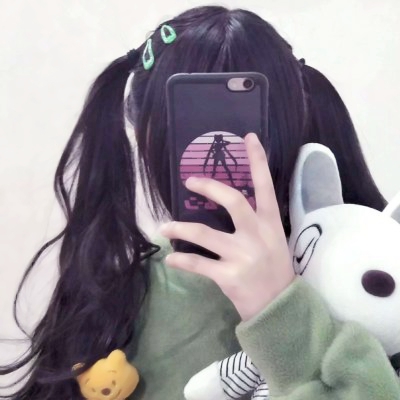 闺蜜头像拿手机挡脸