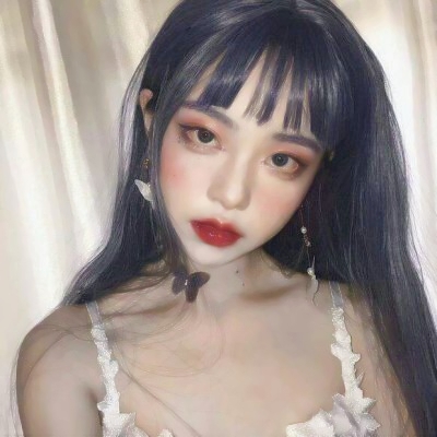 高冷黑暗丧系霸气女头真人版图片