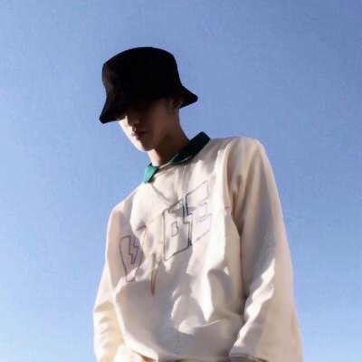 小清新图片唯美简约男生头像