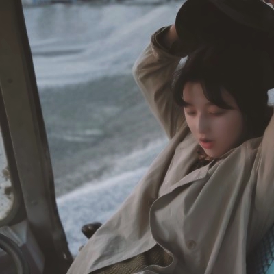 女生头像帅气冷酷超帅