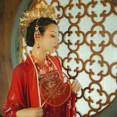 红嫁衣真人头像古风女生图片