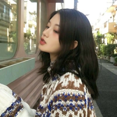 现代时尚潮流女生头像图片