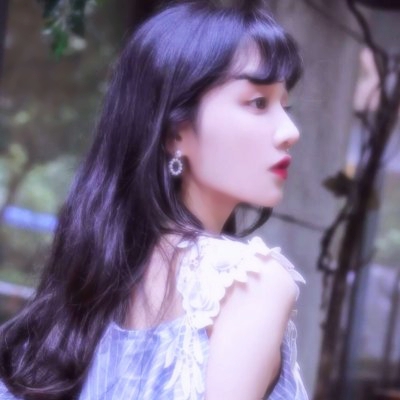 紫色系女生头像真人背景图片