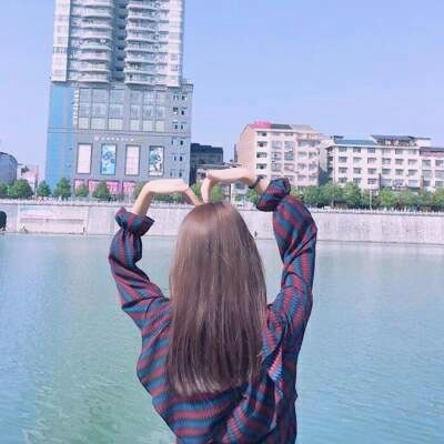 美女背影图片微信头像