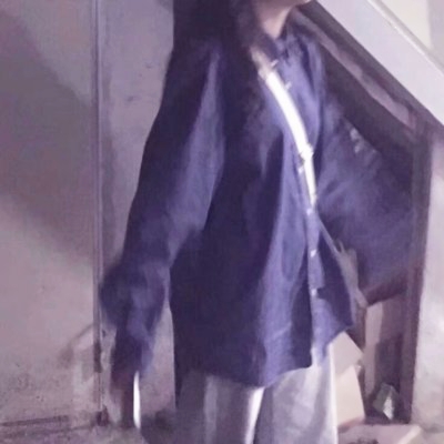 紫色系女生头像真人背景图片