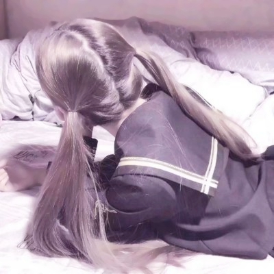 现代时尚潮流女生头像图片