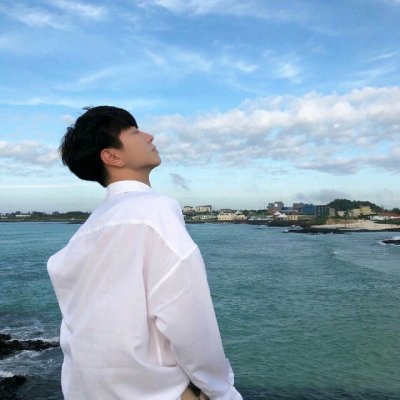 小清新图片唯美简约男生头像
