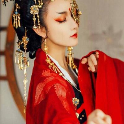 红嫁衣真人头像古风女生图片