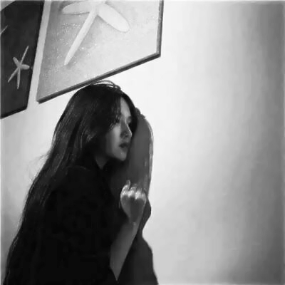 高冷黑暗丧系霸气女头真人版图片