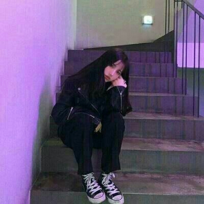 高冷黑暗丧系霸气女头真人版图片