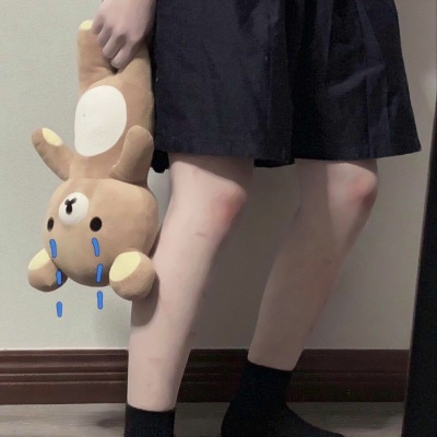 只露腿的女生头像