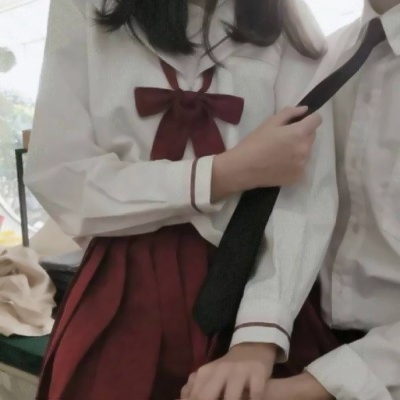 情头真人版两张