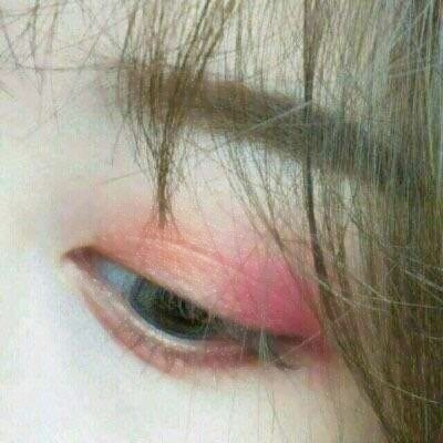 头像眼睛女生头像
