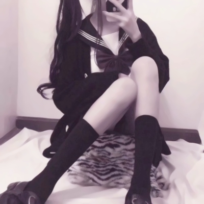 只露腿的女生头像