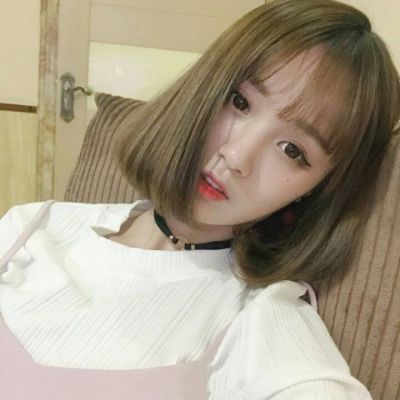 短发美女照片头像女生唯美