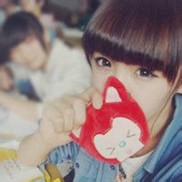 网红女生张依依头像图片