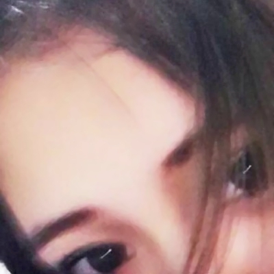 女生脸只露眼睛头像
