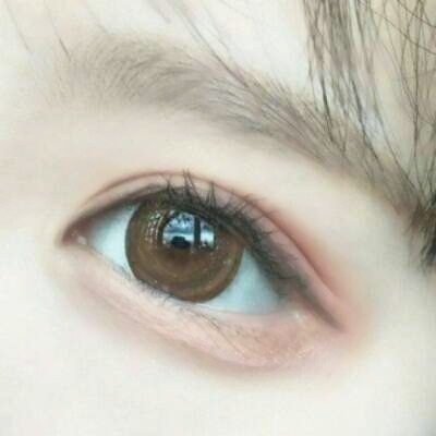 头像眼睛女生头像