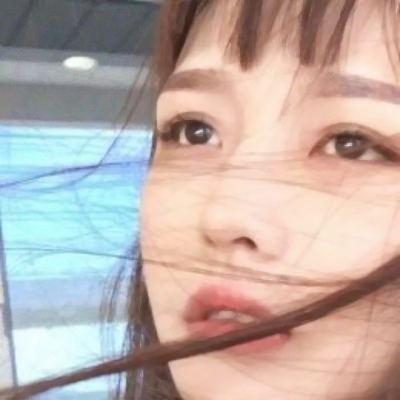 女生脸只露眼睛头像
