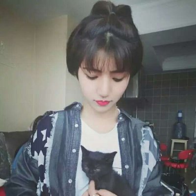 短发酷女人头像超酷