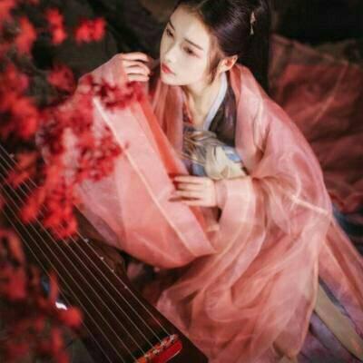 古风红衣霸气女生头像