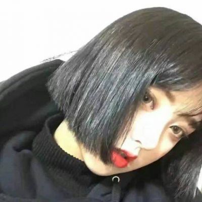 短发美女照片头像女生唯美