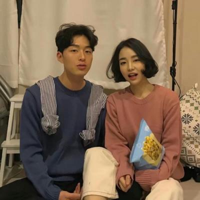 微信情侣头像温馨幸福图片