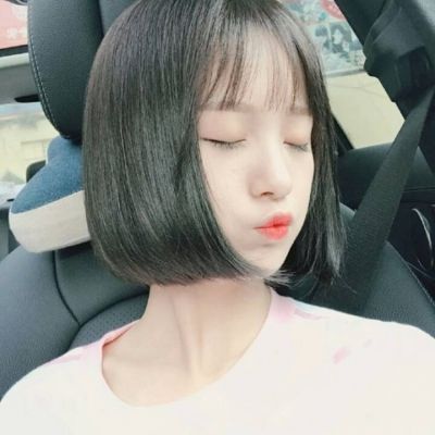 短发美女照片头像女生唯美